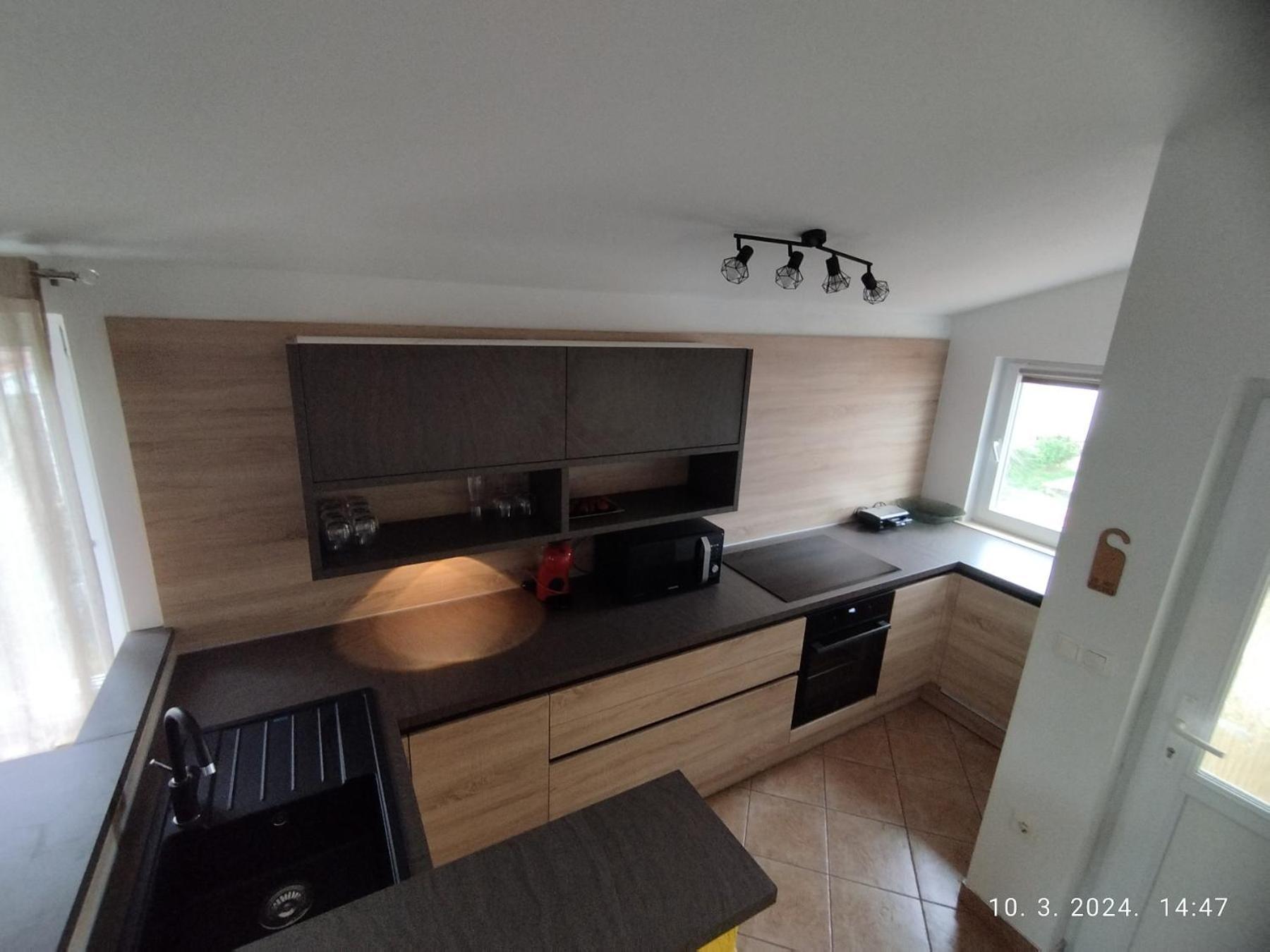 Apartment Zelena Oaza Sisan 75 M2 - 2 Bedrooms Екстериор снимка