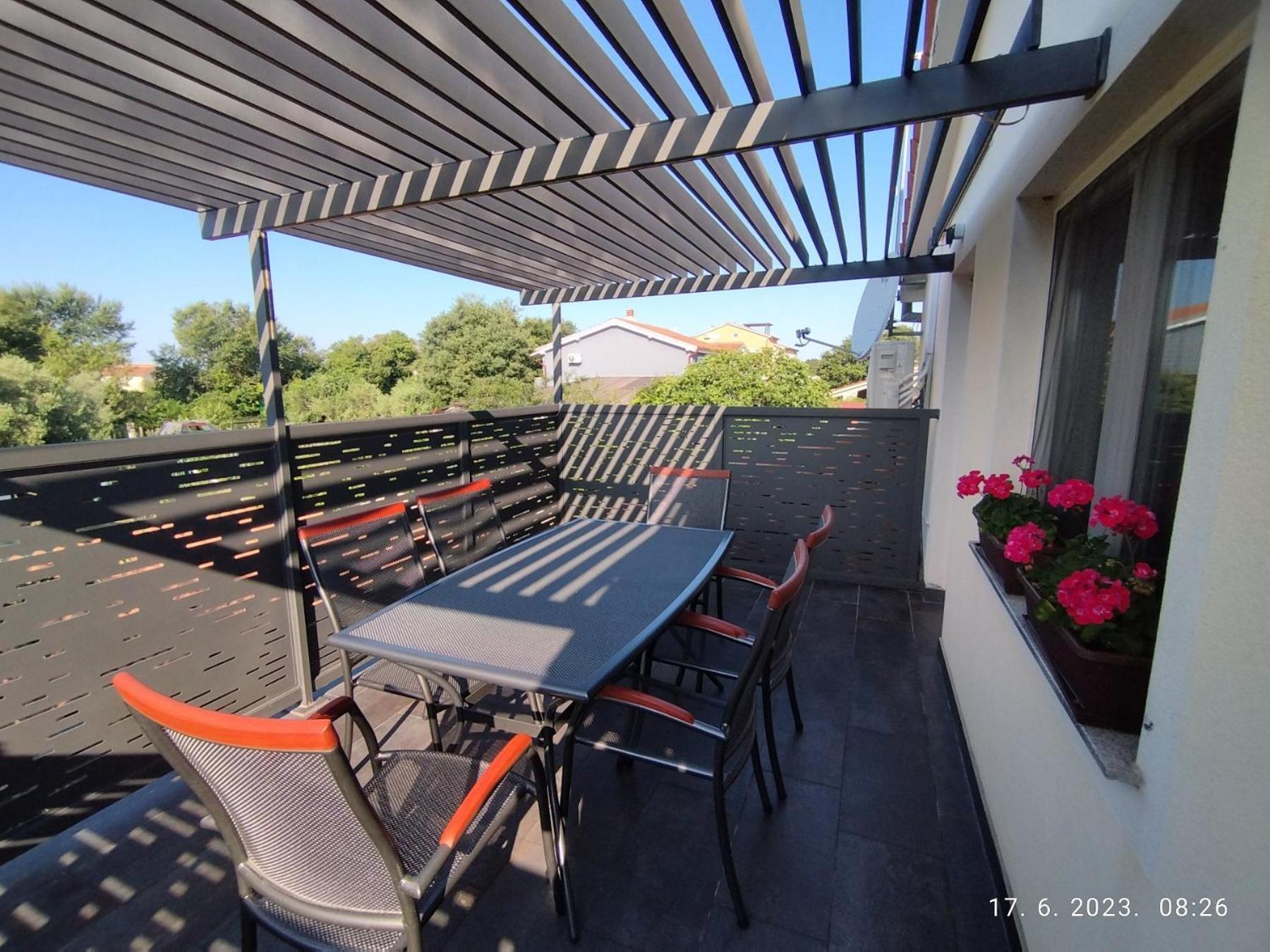 Apartment Zelena Oaza Sisan 75 M2 - 2 Bedrooms Екстериор снимка